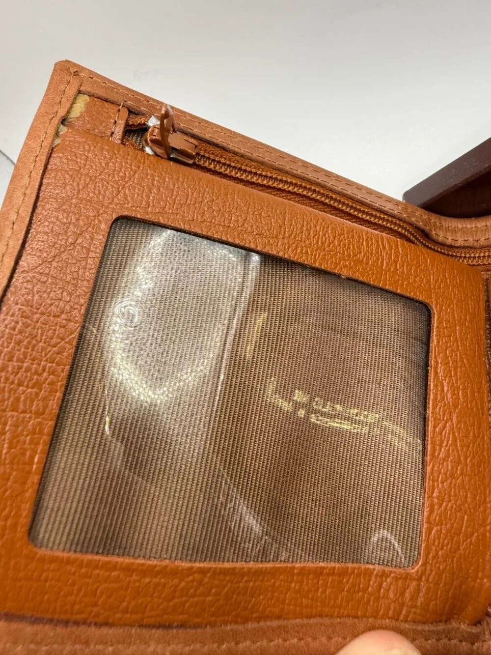 NIB Vintage Henryks Australian Handcrafted Leather Wallet
